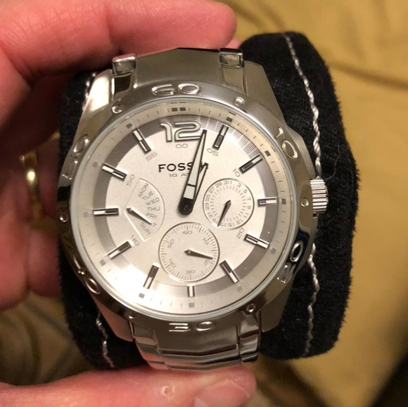 Fossil Watch Silver - Picture 1 of 2